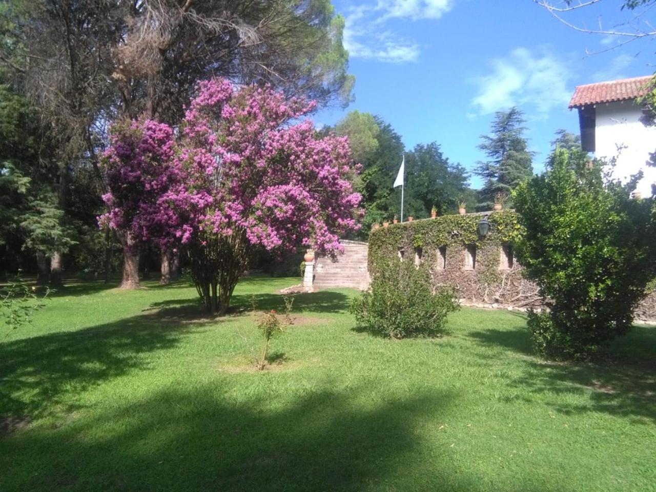 Hotel San Huberto Tenis Nono Esterno foto